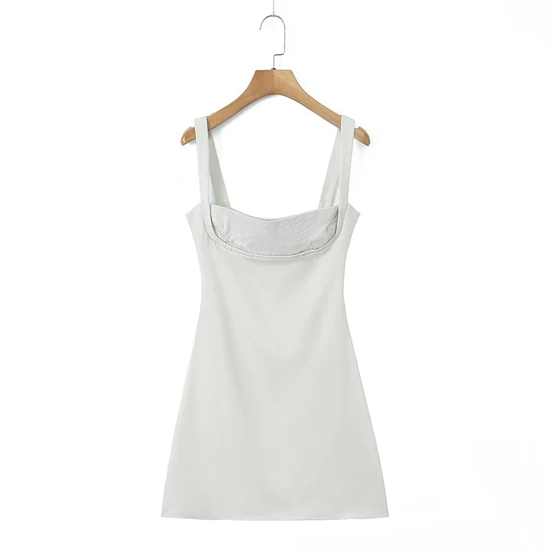Robe Brodée Blanche Chic
