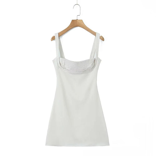 Robe Brodée Blanche Chic